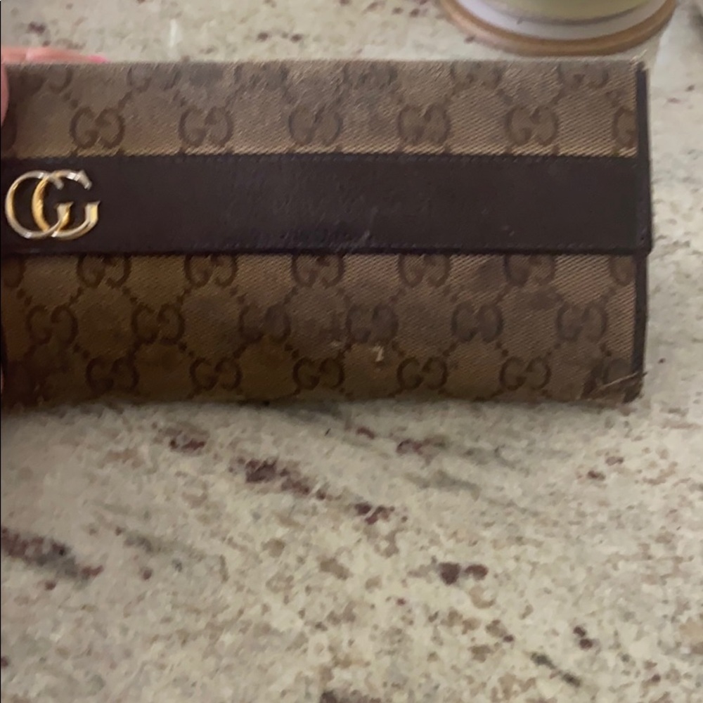 Gucci wallet